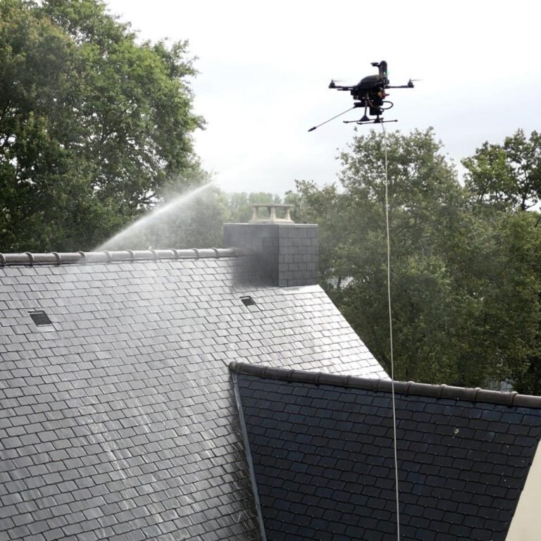 Nettoyage toiture rennes par drone